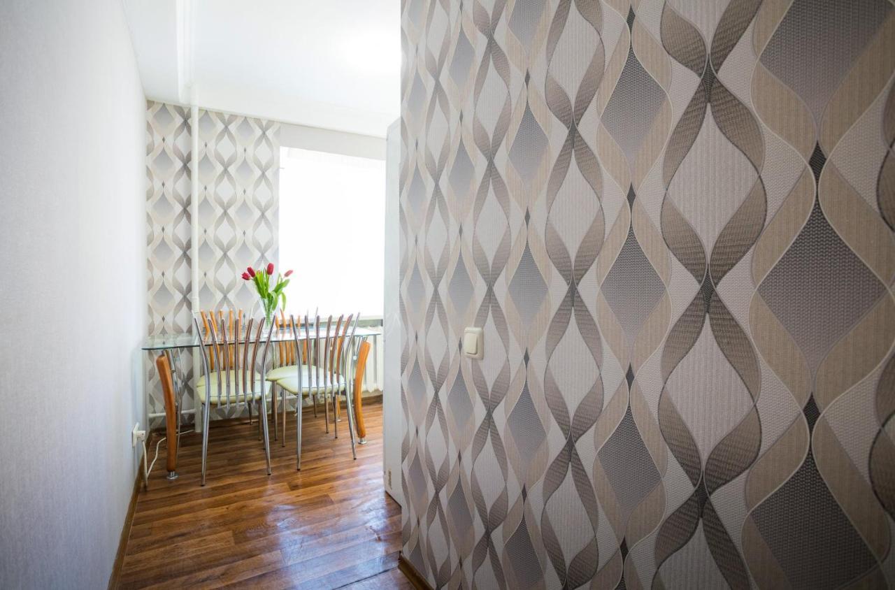 Apartment Near Metro Pecherskaya เคียฟ ภายนอก รูปภาพ